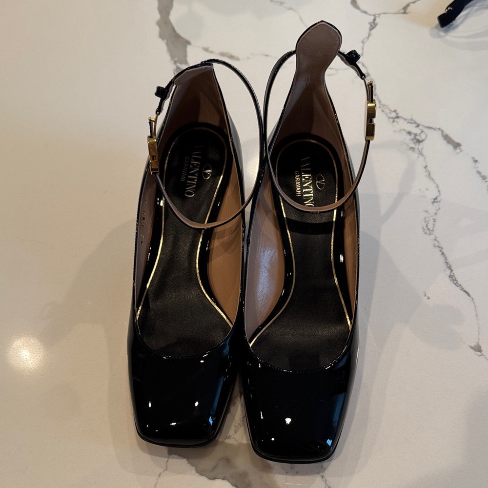 Valentino Glossy Black Heels with Ankle Straps size 39